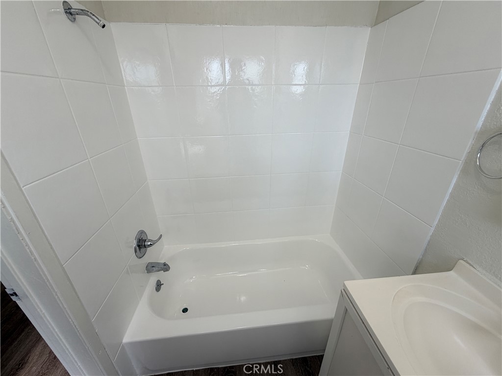 644 N Hagar Street Property Photo 25