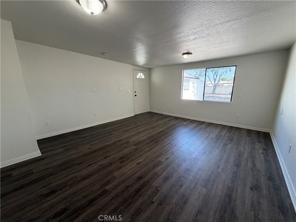 644 N Hagar Street Property Photo 26