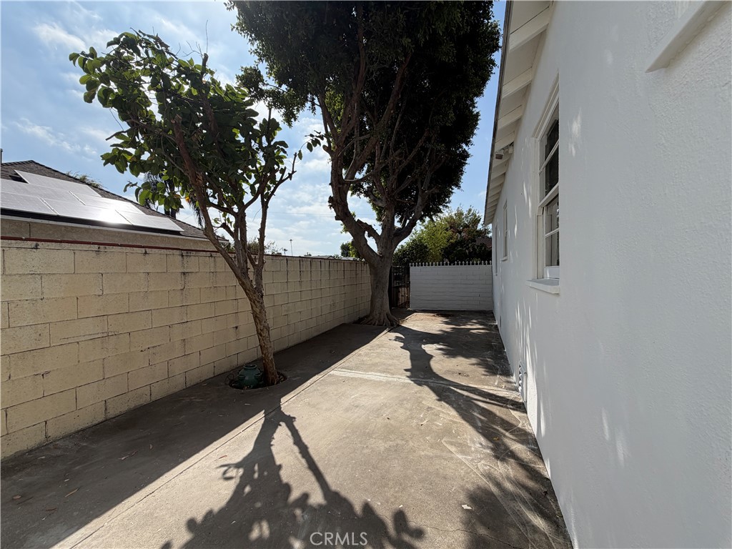 644 N Hagar Street Property Photo 38