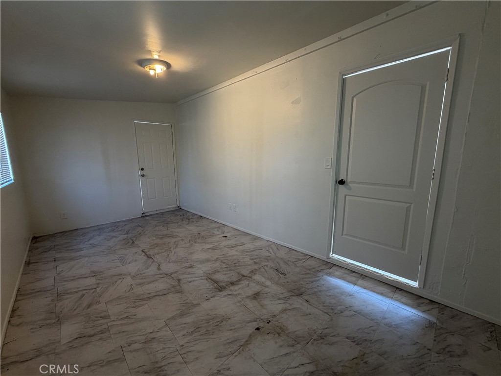 644 N Hagar Street Property Photo 41