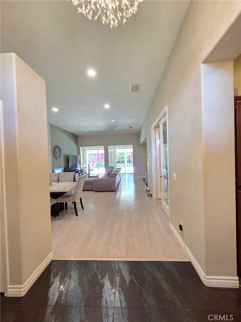 9430 Shadowgrove Property Photo 17