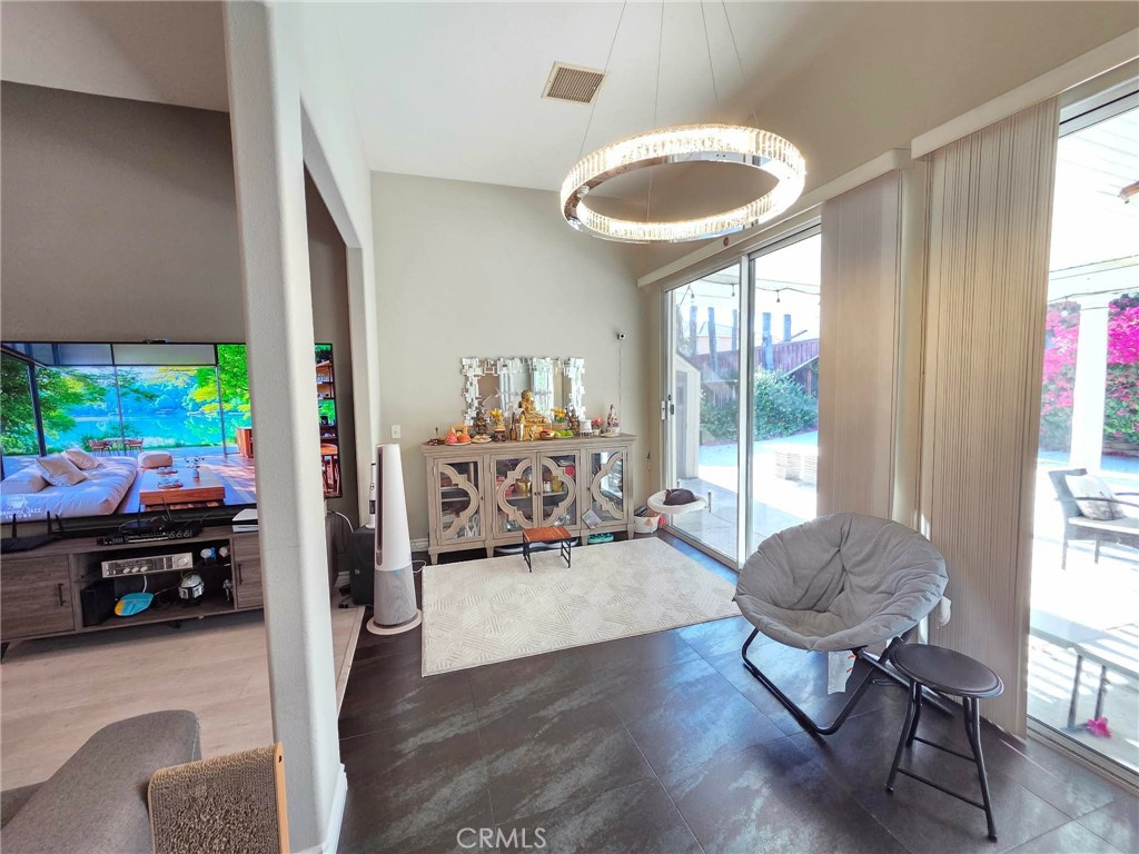 9430 Shadowgrove Property Photo 20