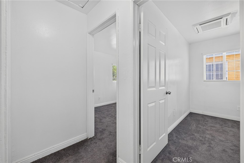 15990 Yucca Street B Property Photo 10