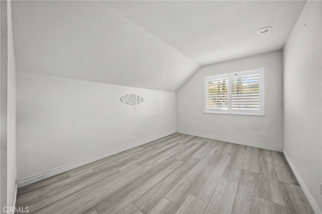 1902 Kiowa Crest Drive Property Photo 11