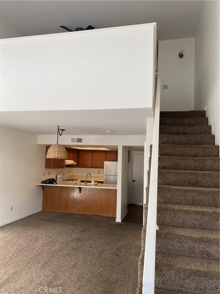 805 W. Grondahl Property Photo 17