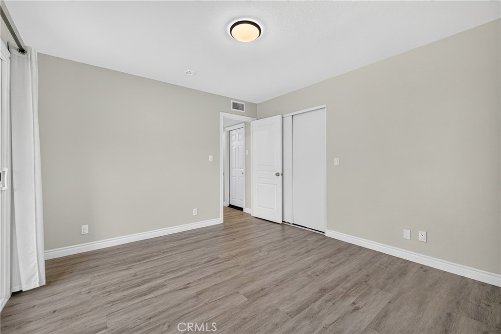 23547 Decorah Road Property Photo 17