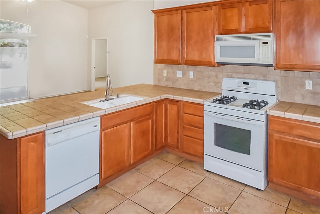 67898 Alexandria Court Property Photo 7