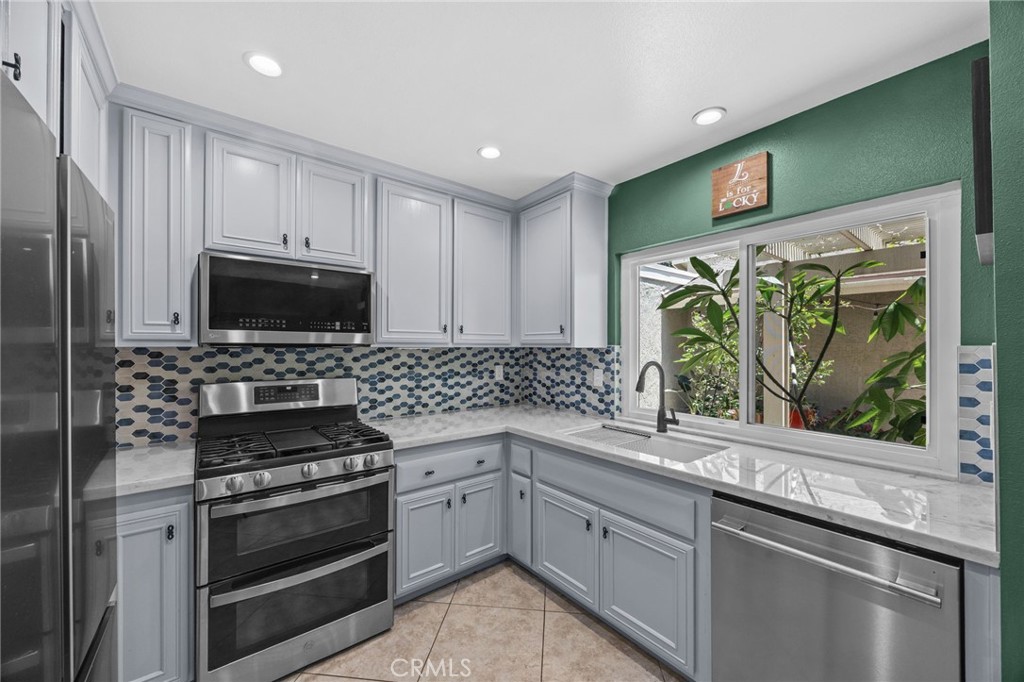 1649 Carmel W Property Photo 12