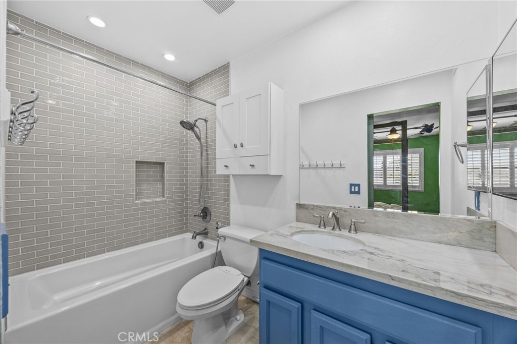 1649 Carmel W Property Photo 19