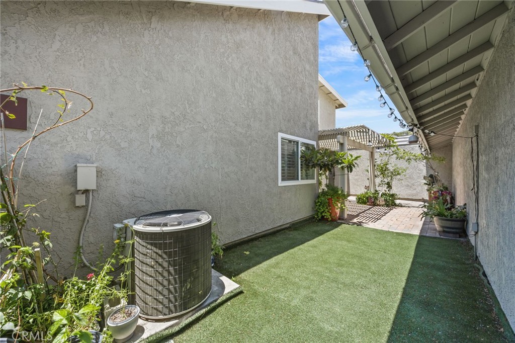 1649 Carmel W Property Photo 34