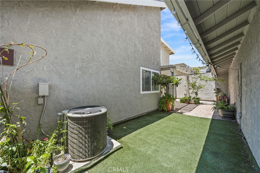 1649 Carmel W Property Photo 35