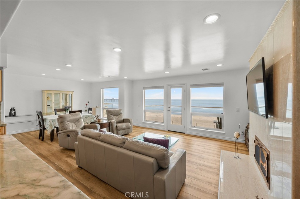 714 Seacoast Drive 211 Property Photo 14