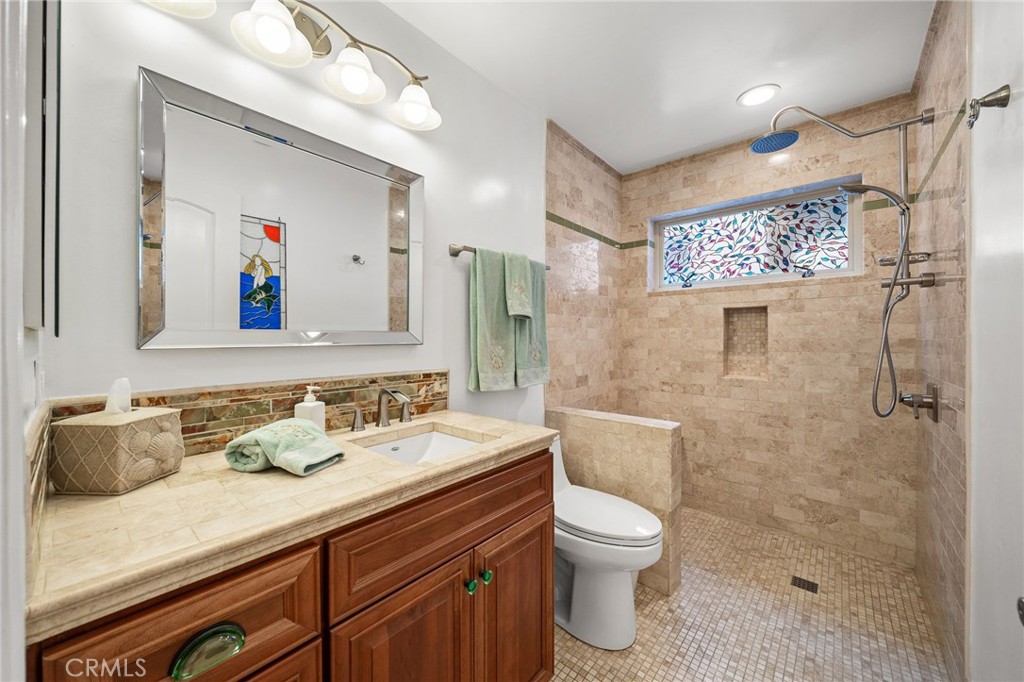 714 Seacoast Drive 211 Property Photo 20