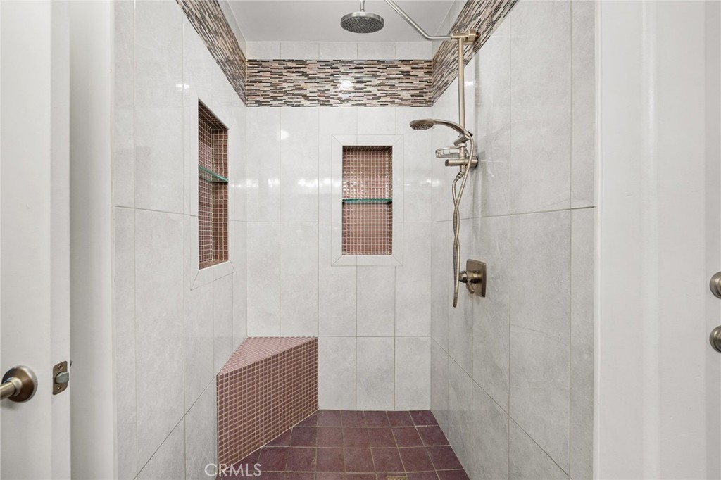 714 Seacoast Drive 211 Property Photo 24