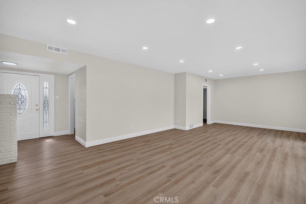932 N Encina Property Photo 9