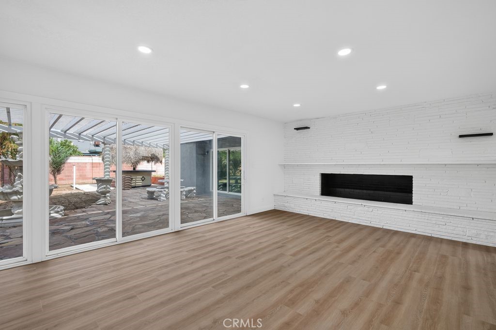 932 N Encina Property Photo 10