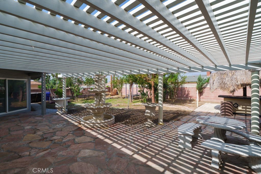 932 N Encina Property Photo 23