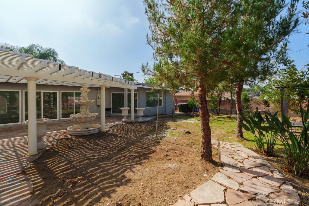 932 N Encina Property Photo 25