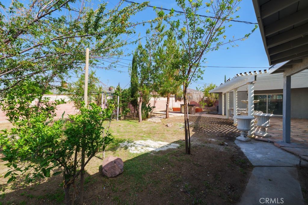 932 N Encina Property Photo 26
