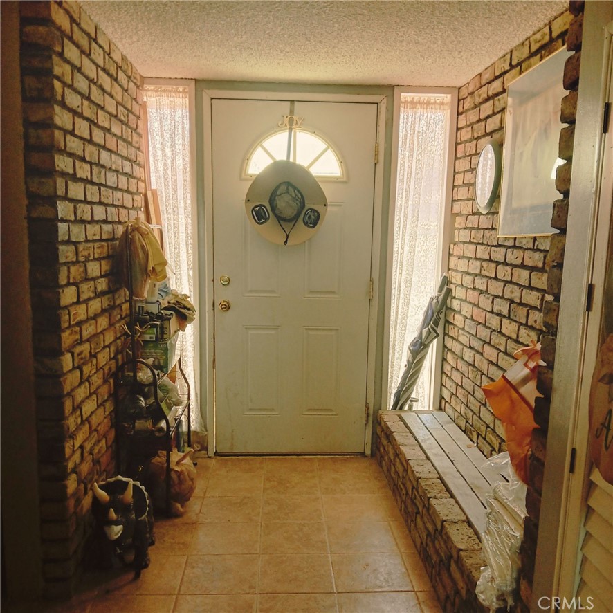 27340 Ironwood Property Photo 2