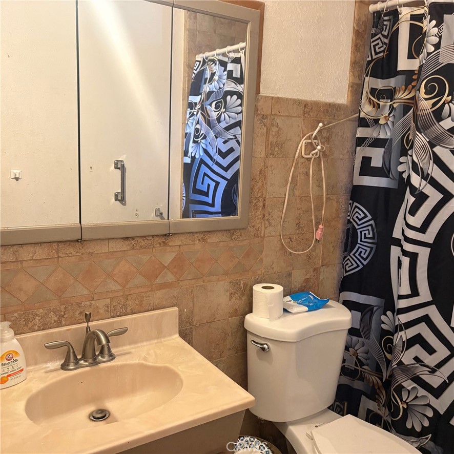 27340 Ironwood Property Photo 3