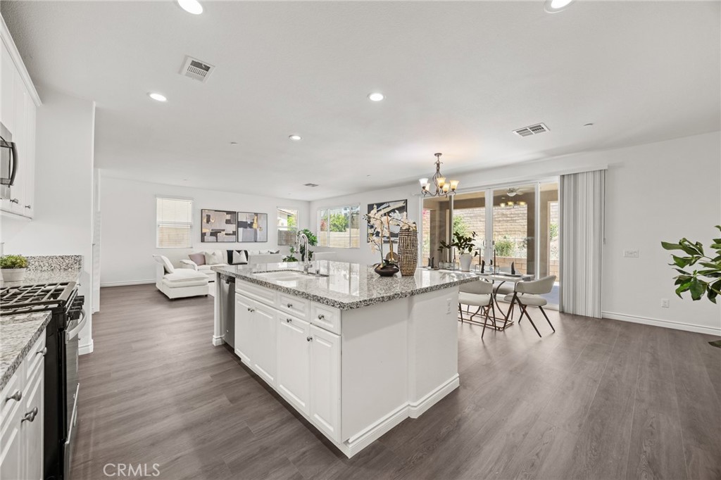 17044 Cerritos Property Photo 12
