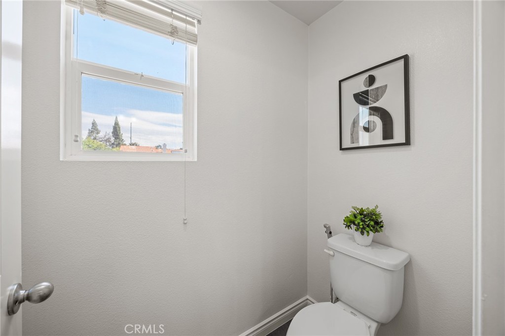 17044 Cerritos Property Photo 28