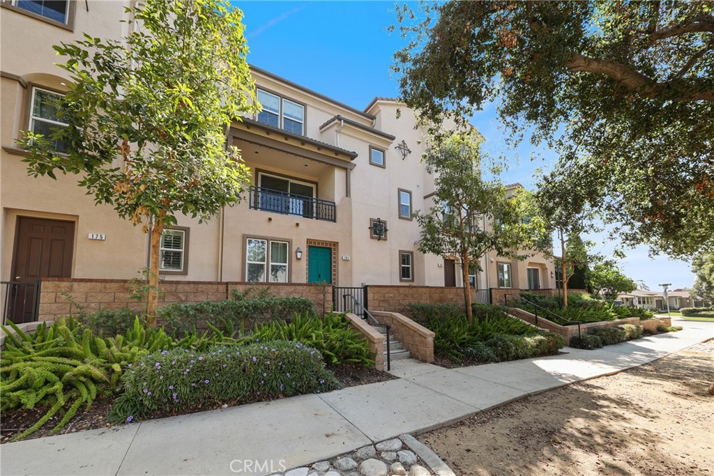 181 Dorsett Avenue Property Photo 1