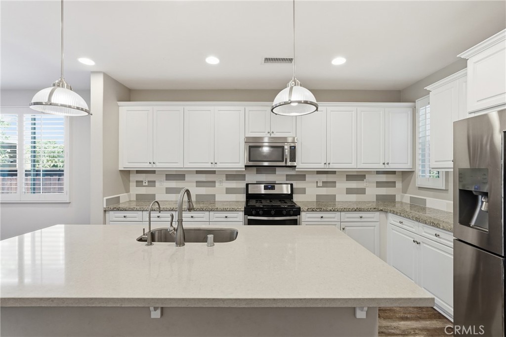 25377 Temescal Valley Lane Property Photo 9