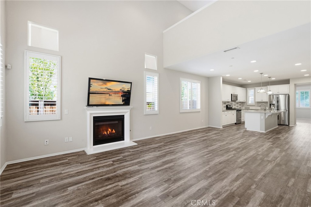 25377 Temescal Valley Lane Property Photo 12