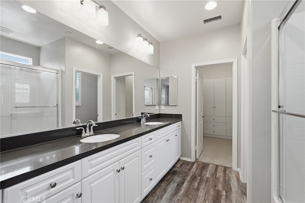 25377 Temescal Valley Lane Property Photo 16