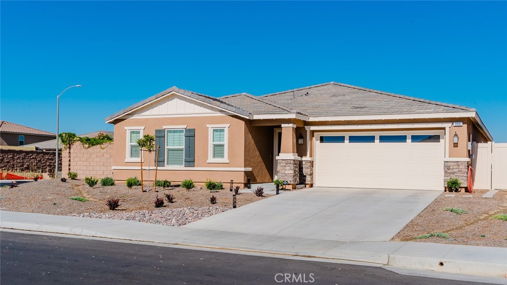996 Woodstone Drive Property Photo 1