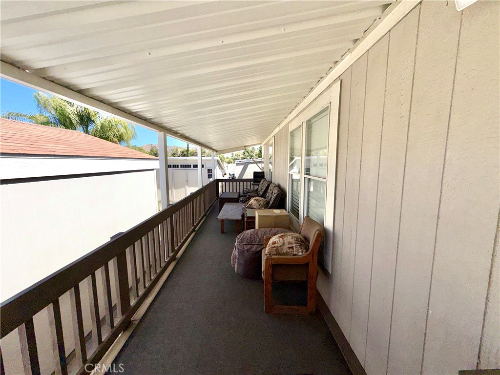12367 4th 32 Property Photo 3