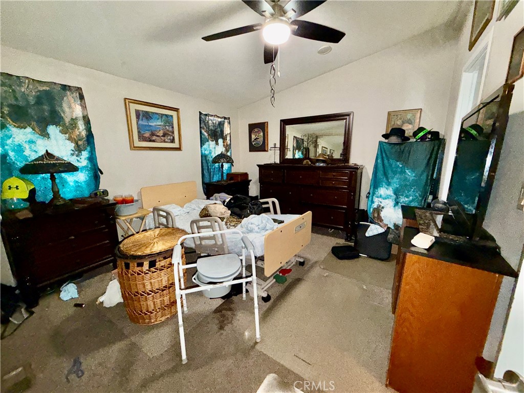 12367 4th 32 Property Photo 18