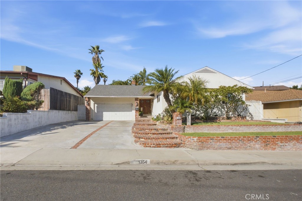 1354 Fulton Property Photo 1