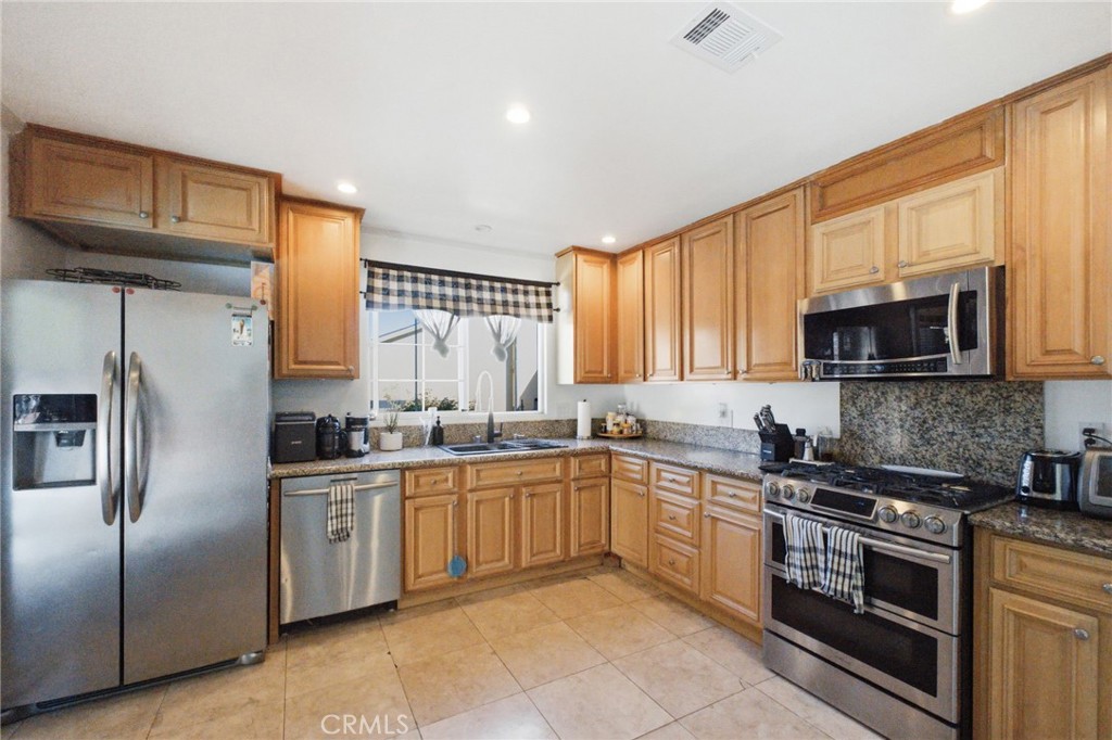 1354 Fulton Property Photo 12
