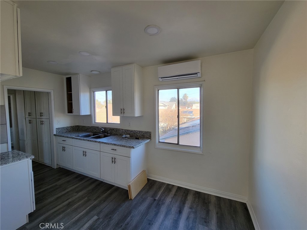 757 S Towne Avenue Property Photo 1