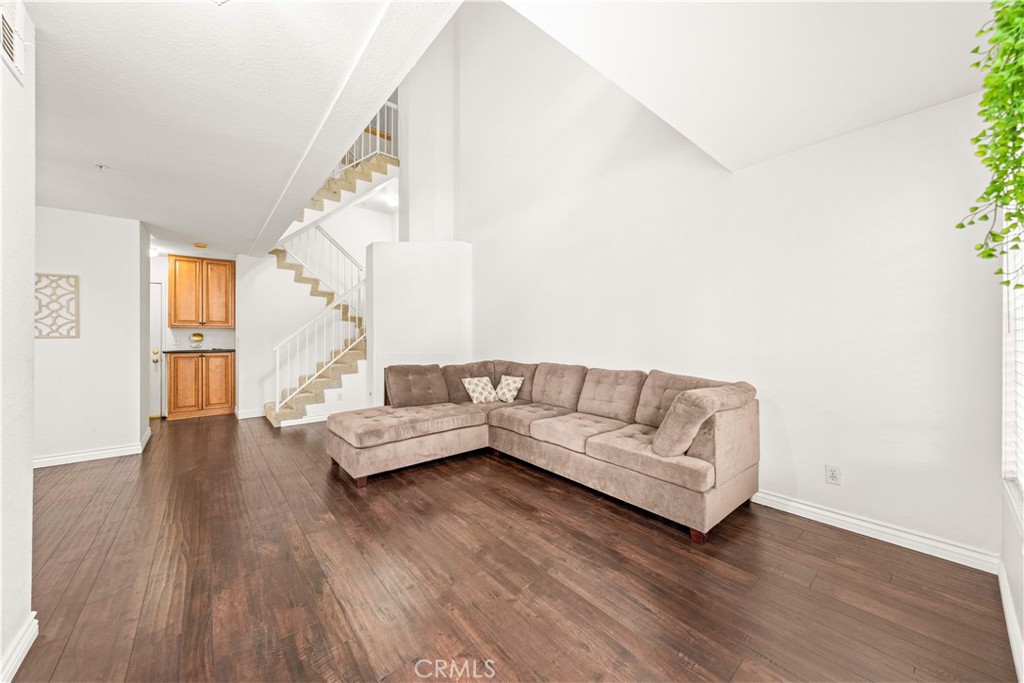 9886 Arrow Route 3 Property Photo 6