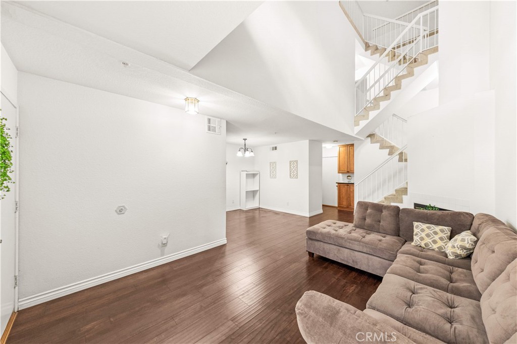 9886 Arrow Route 3 Property Photo 7