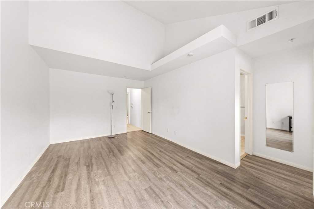 9886 Arrow Route 3 Property Photo 12
