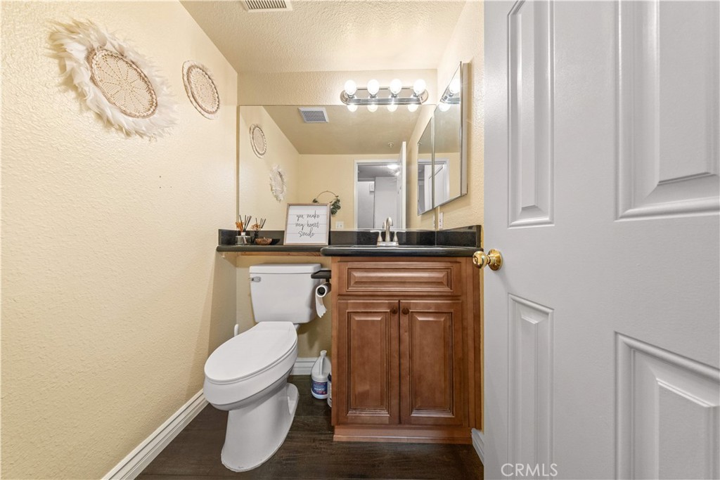 9886 Arrow Route 3 Property Photo 15