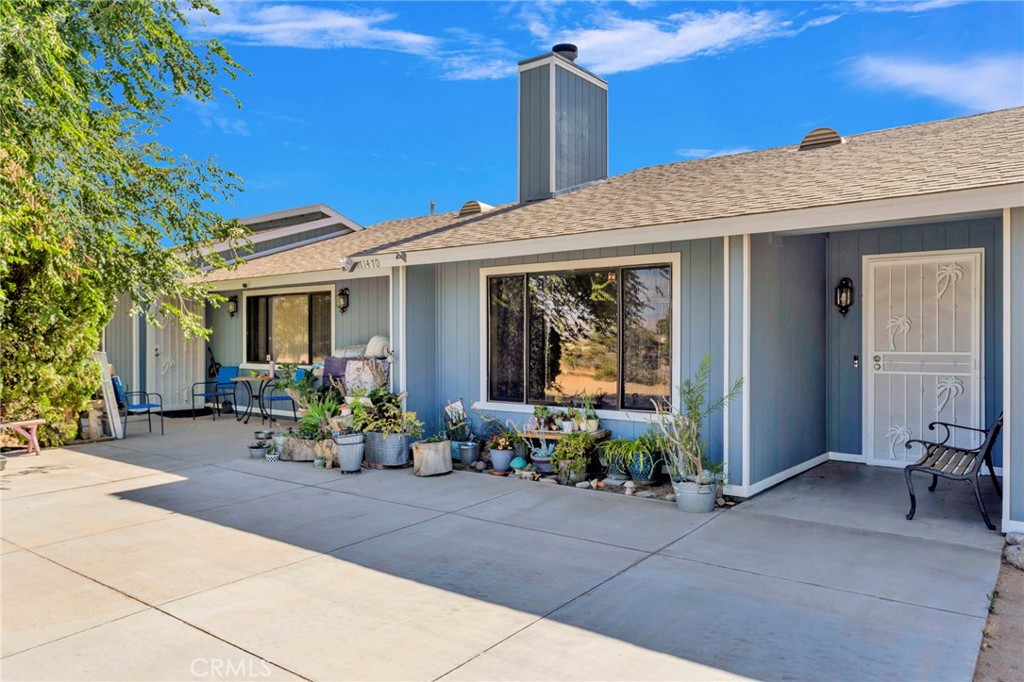 11470 Hawthorne Property Photo 4