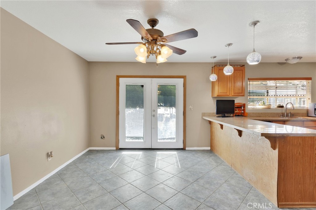 11470 Hawthorne Property Photo 11