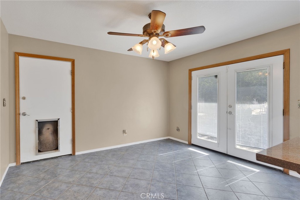 11470 Hawthorne Property Photo 12