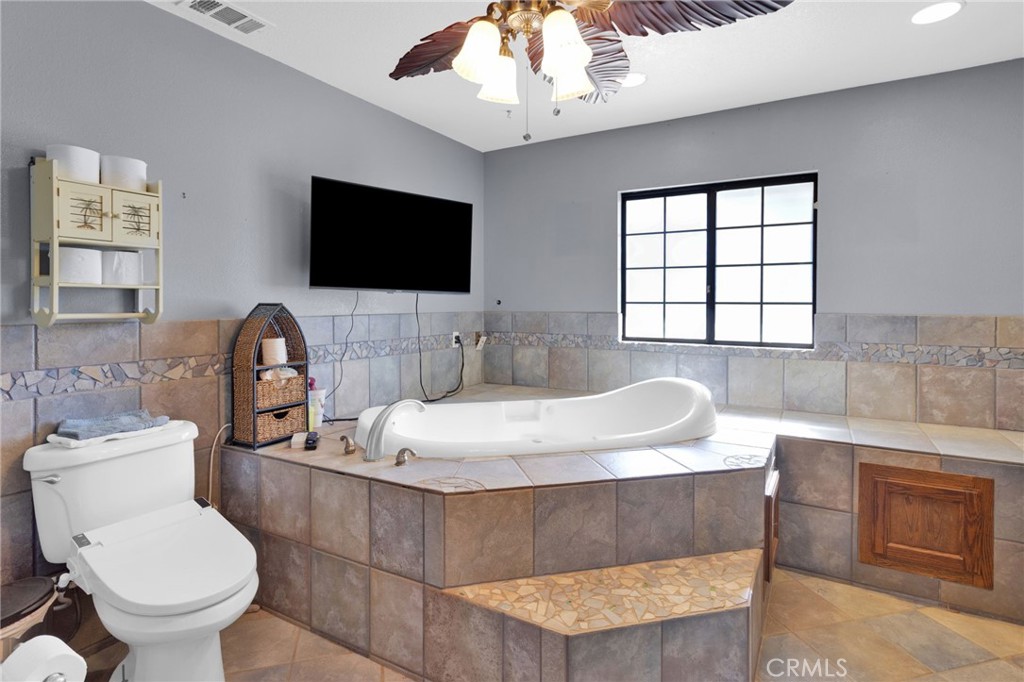 11470 Hawthorne Property Photo 26