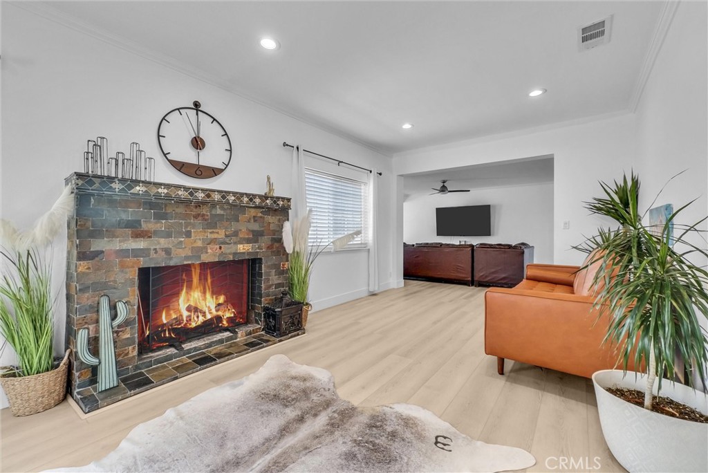 13132 Victoria Property Photo 6