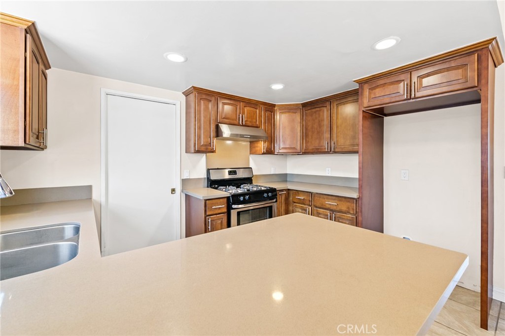 4605 Cedar Ave Property Photo 8