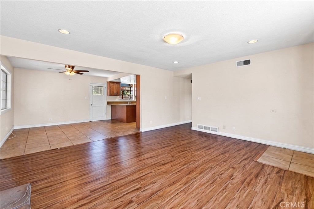 4605 Cedar Ave Property Photo 11