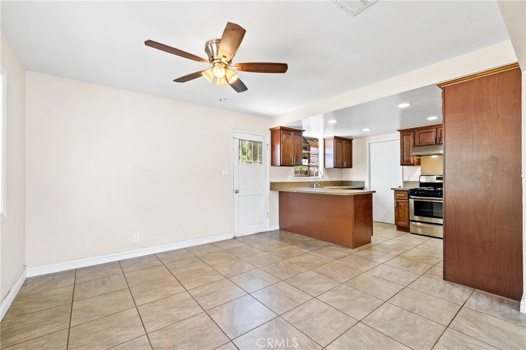 4605 Cedar Ave Property Photo 12
