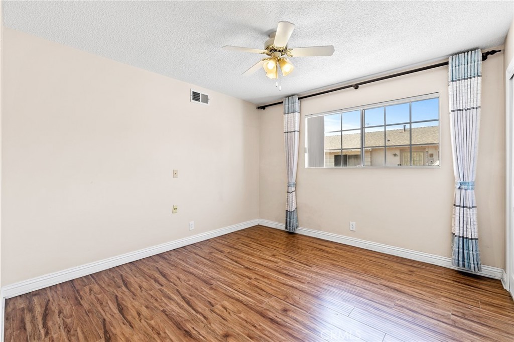 4605 Cedar Ave Property Photo 17